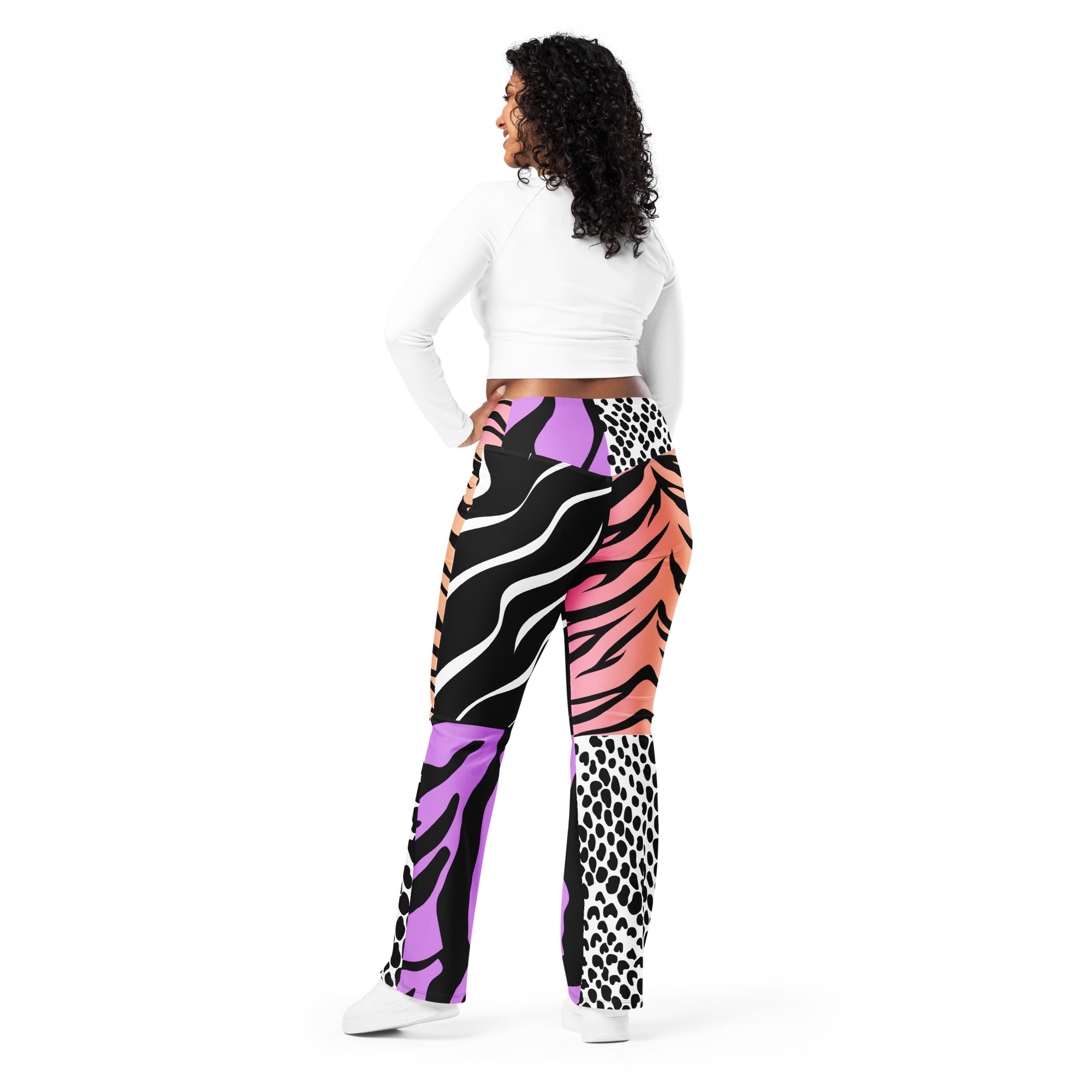 Amor Lavon Hear Me Roar Flare leggings