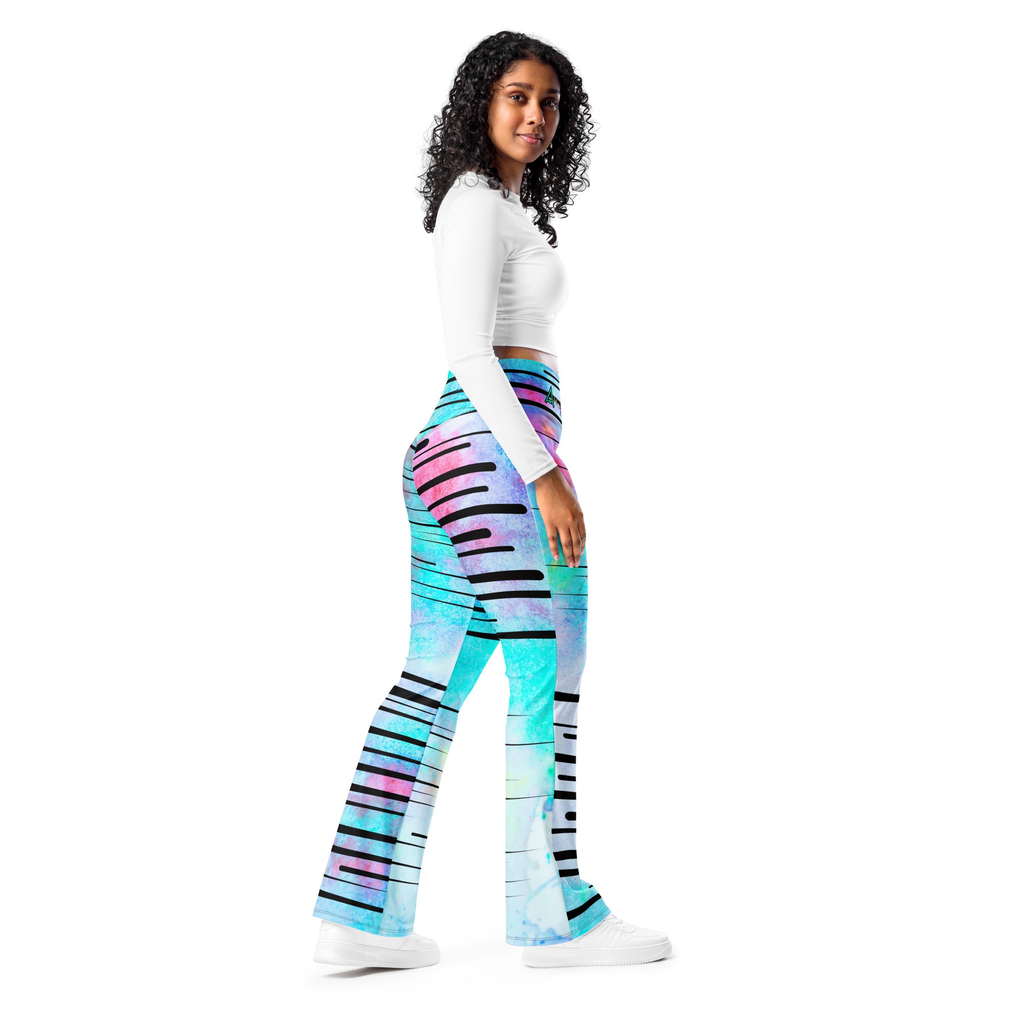 Amor Lavon Sky Lines Flare leggings