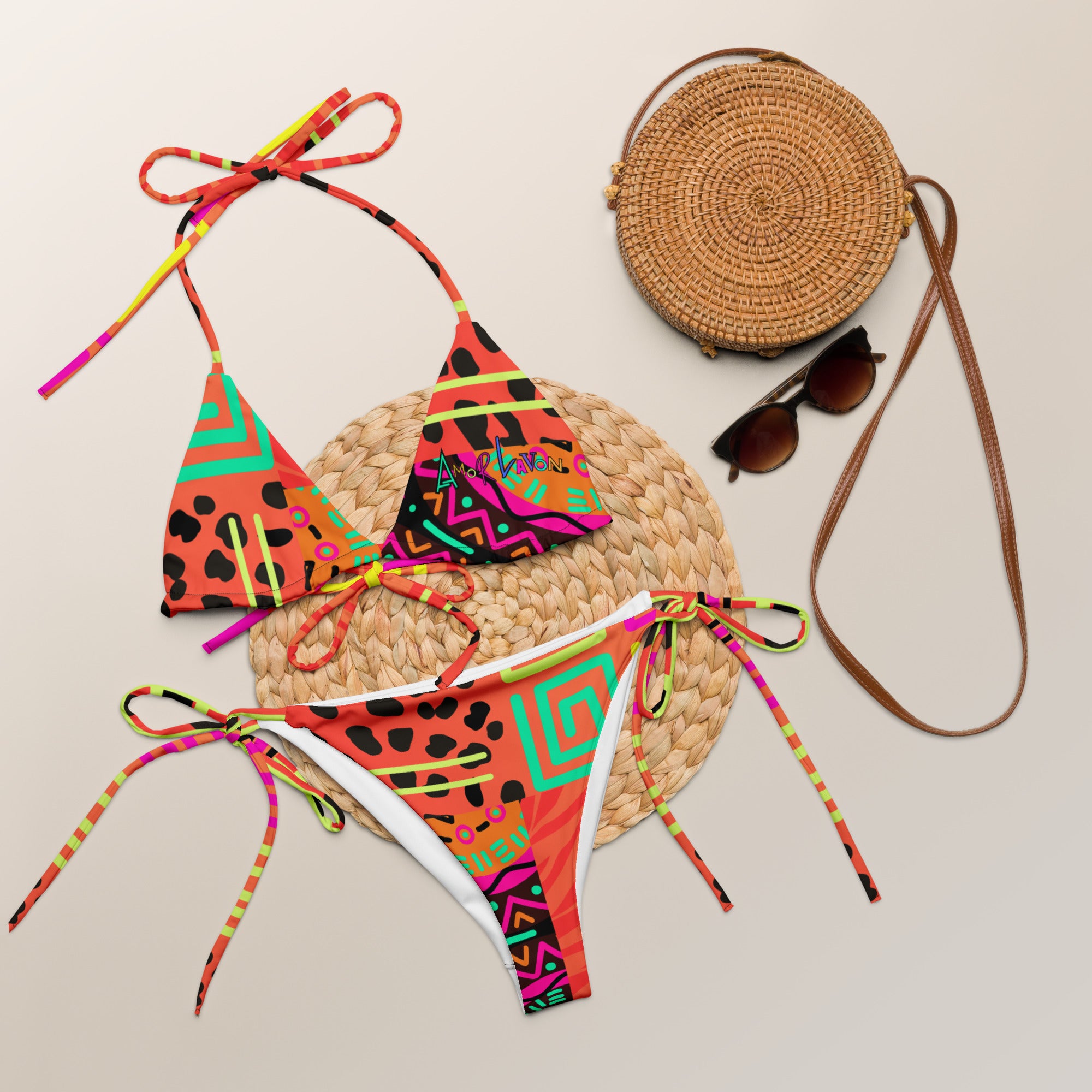 Amor Lavon Baddie All-over print recycled string bikini