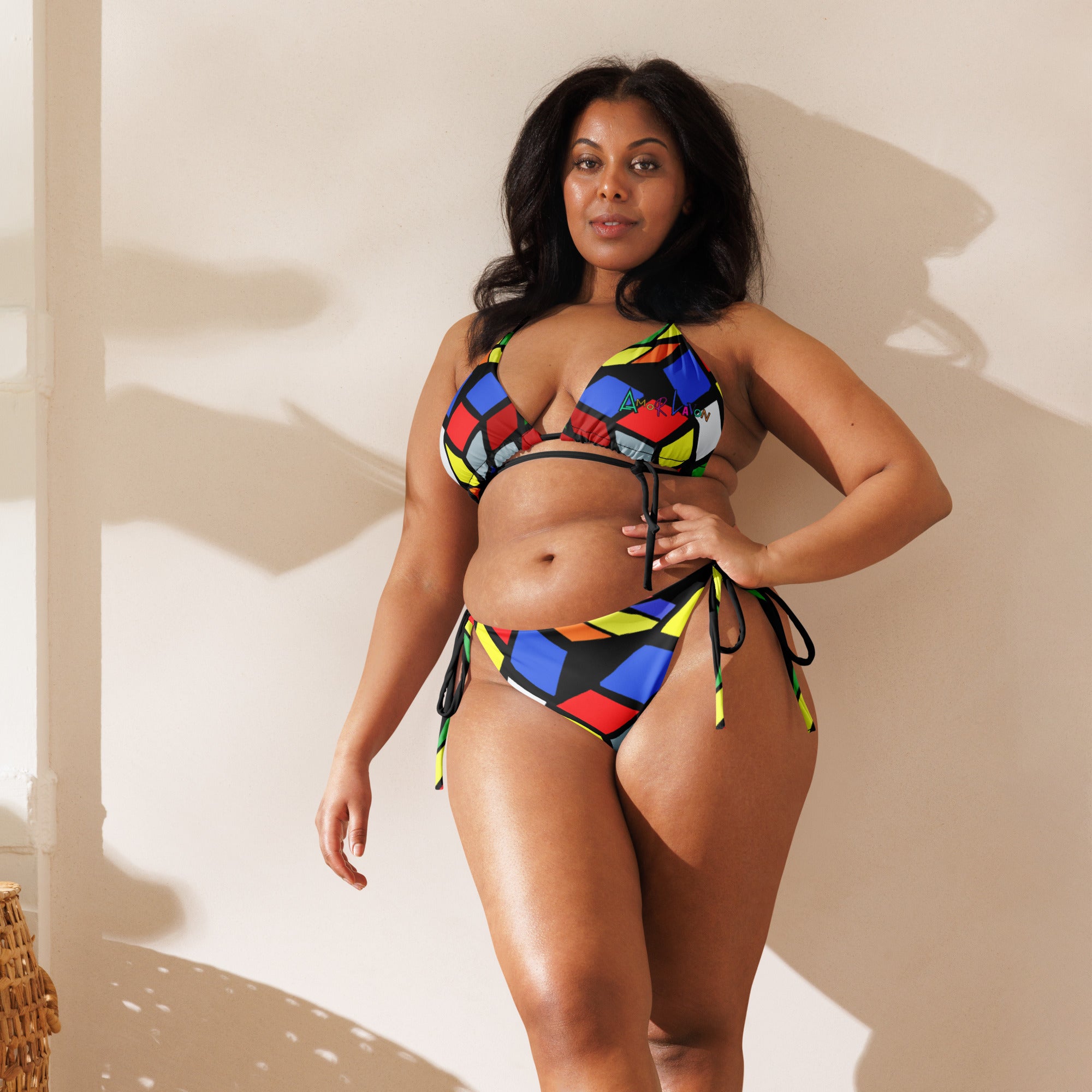 Amor Lavon Rubi All-over print recycled string bikini